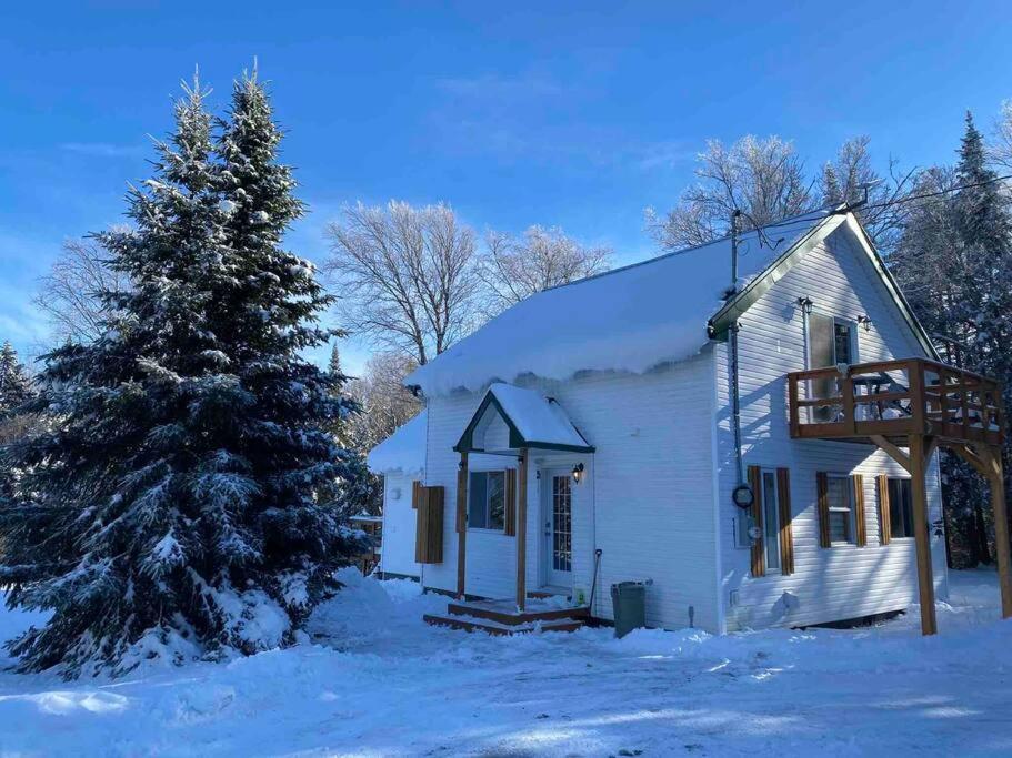 Le Jazz- Chalet Rustique/Chic Avec Spa Notre-Dame-Des-Bois Kültér fotó