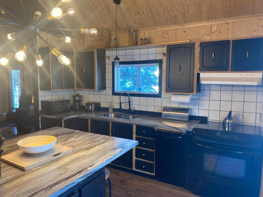 Le Jazz- Chalet Rustique/Chic Avec Spa Notre-Dame-Des-Bois Kültér fotó