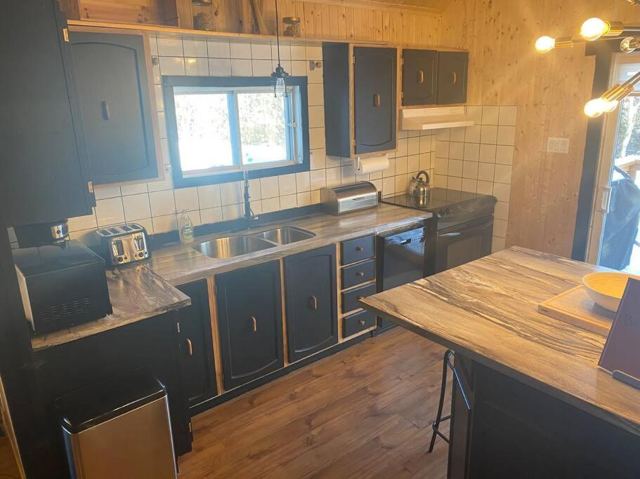 Le Jazz- Chalet Rustique/Chic Avec Spa Notre-Dame-Des-Bois Kültér fotó
