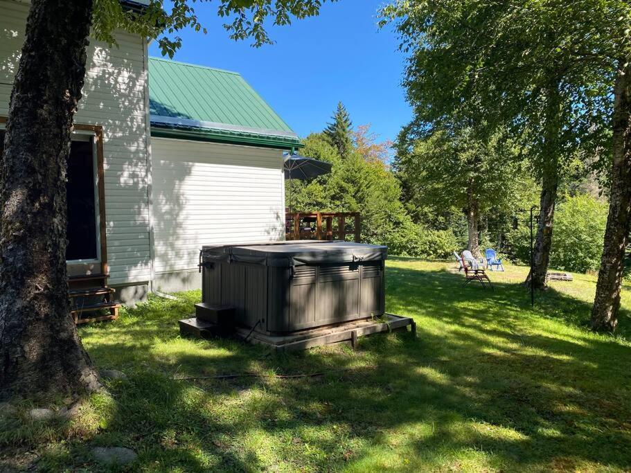 Le Jazz- Chalet Rustique/Chic Avec Spa Notre-Dame-Des-Bois Kültér fotó